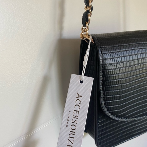 Accessorize London Purse - Picture 5 of 8